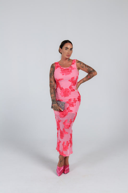 Long pink floral dress available for rent in size M-L